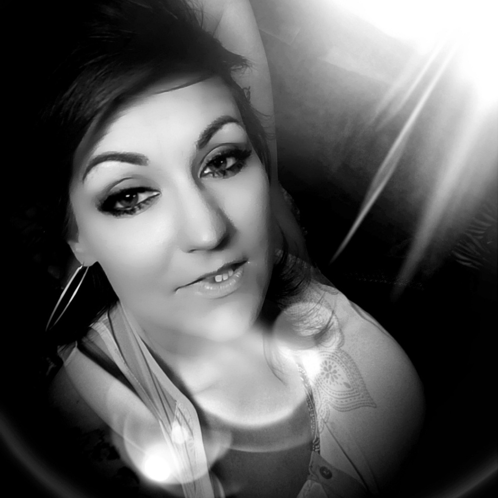Meet your Posher, Alexis